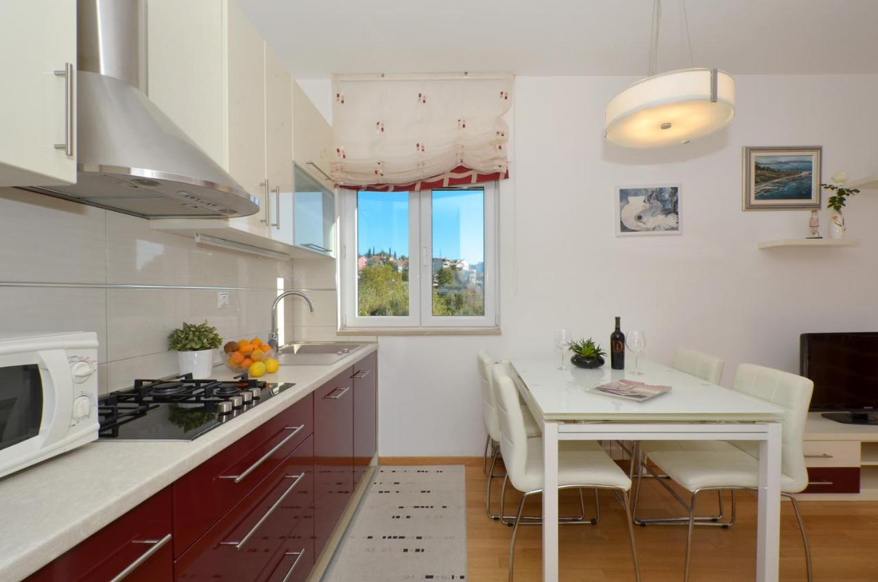 Apartmani Adela Solin Exterior photo