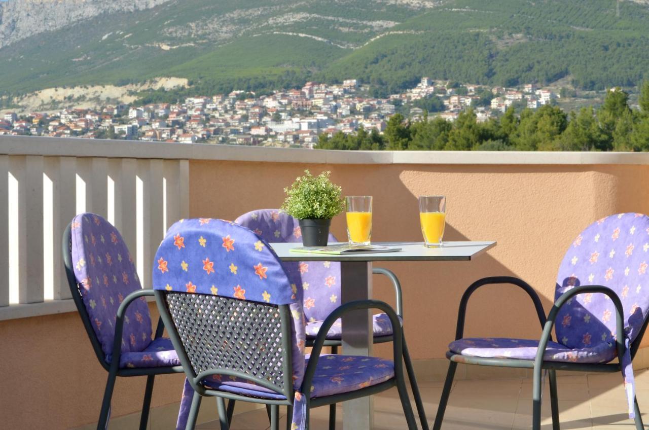 Apartmani Adela Solin Exterior photo