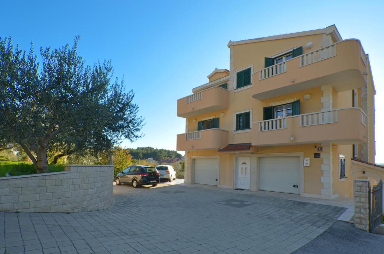 Apartmani Adela Solin Exterior photo